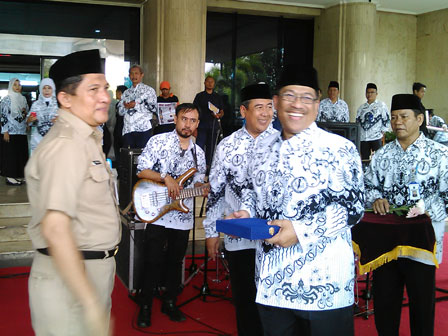 Pencarian PGRI Kab. Magelang - Persatuan Guru Republik Indonesia Cabang Kab. Magelang